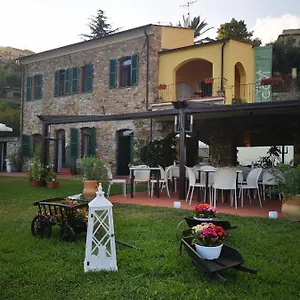 https://villa-govi.hotelitalianriviera.com